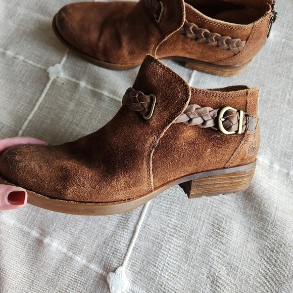 Born Womens Sylvia Ankle Bootie Brown Distressed sz 6 Leather Upper Cowgirl Boho - Picture 8 of 13
